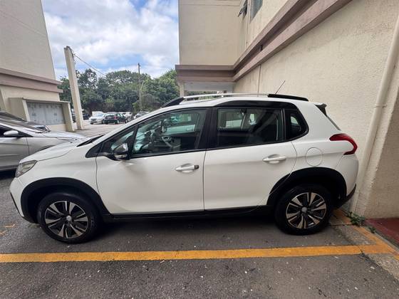 PEUGEOT 2008 1.6 16V FLEX ALLURE PACK 4P AUTOMÁTICO